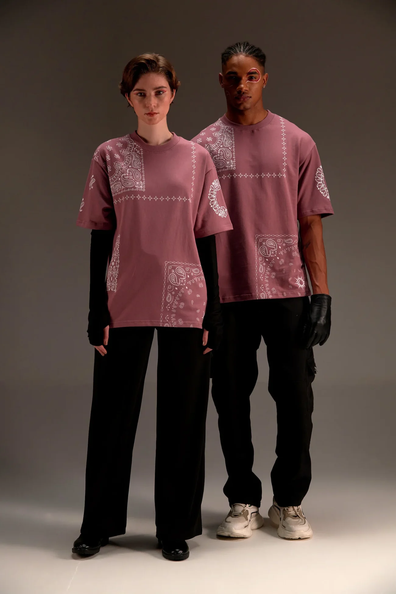 Sun-Skriti Tee - Image 6